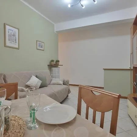 Janette Flexyrent Apartment