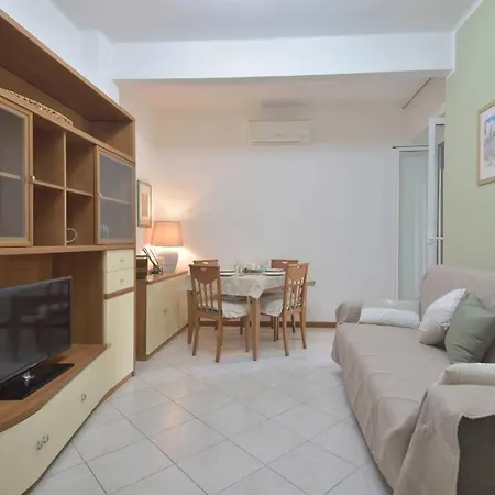 Janette Flexyrent Apartment *